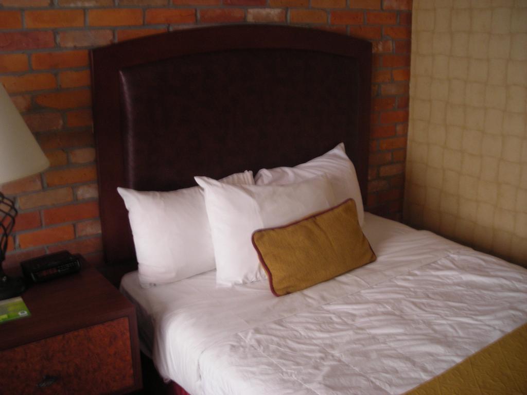 Quality Hotel Downtown-Inn At False Creek Βανκούβερ Δωμάτιο φωτογραφία