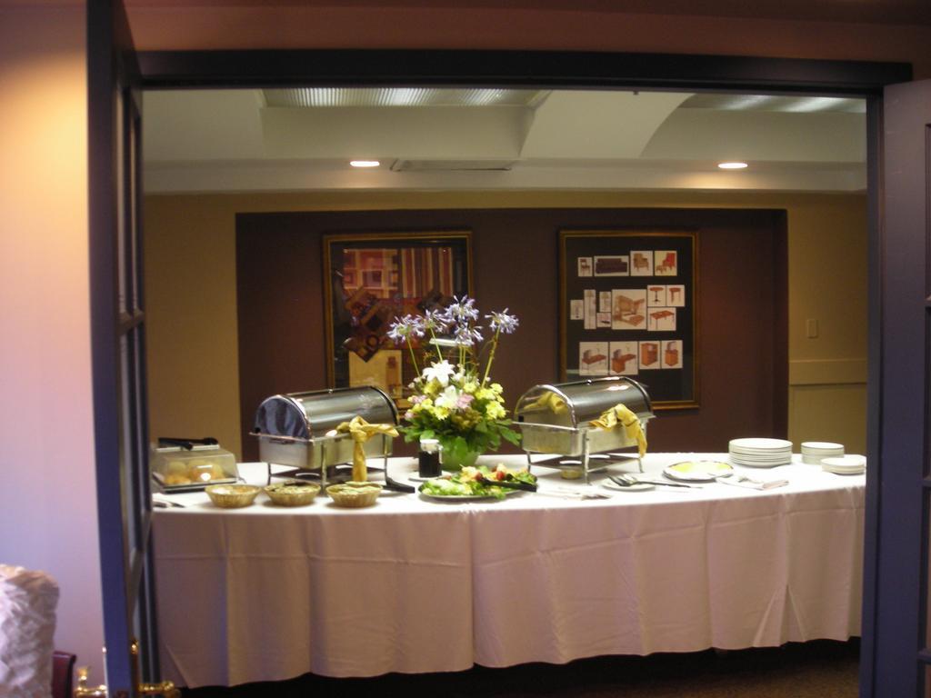 Quality Hotel Downtown-Inn At False Creek Βανκούβερ Δωμάτιο φωτογραφία